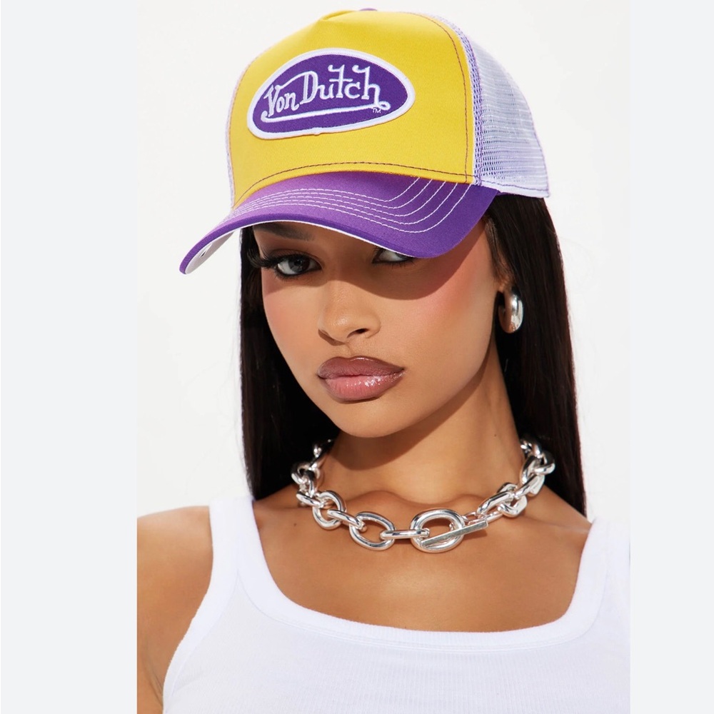 🧢 NEW Von Dutch Yellow & Purple Trucker Hat – Iconic Y2K Style 💜💛